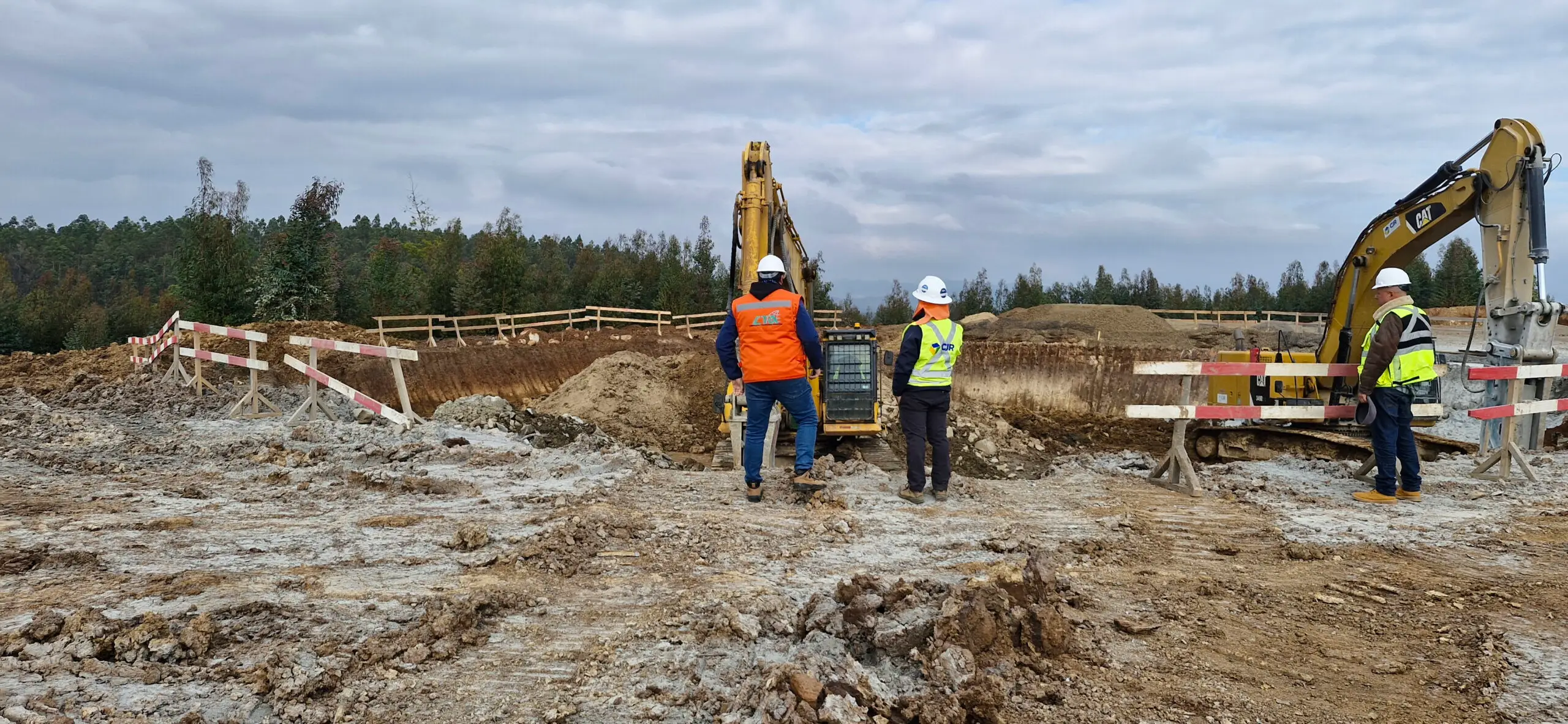 Trabajo en terreno en parque eólico